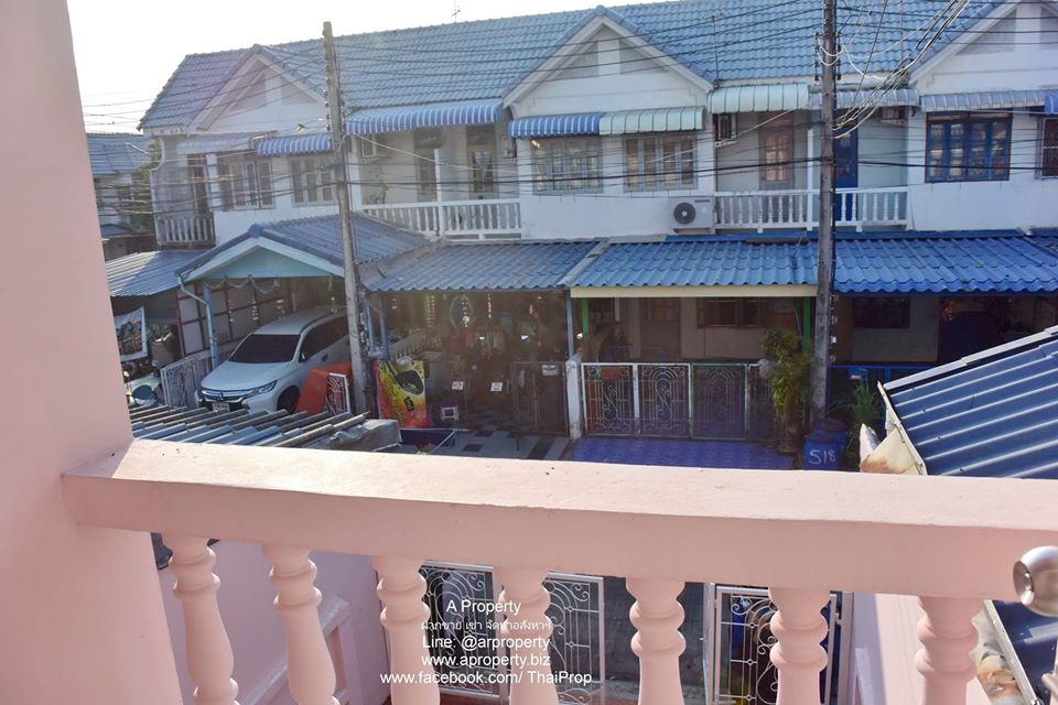 ให้เช่าทาวเฮ้าส์ หมู่บ้านอยู่เจริญ4 รังสิต เลียบคลอง4