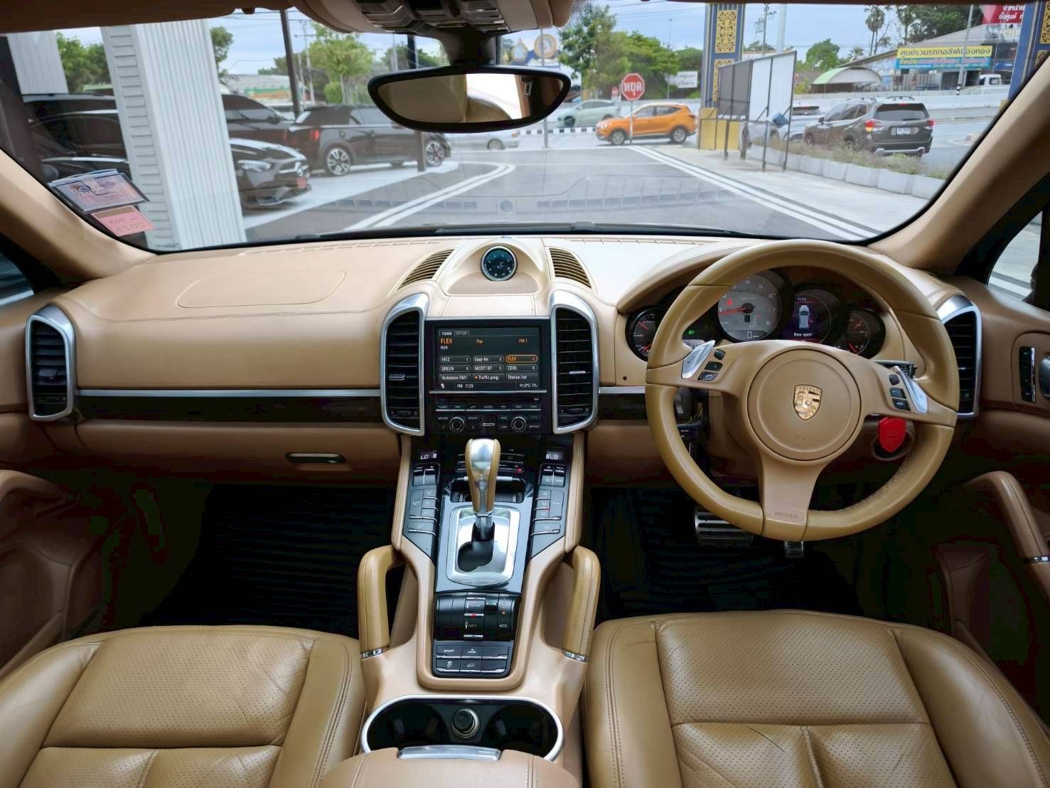 PORSCHE CAYENNE 3.0 HYBRID ปี 2013