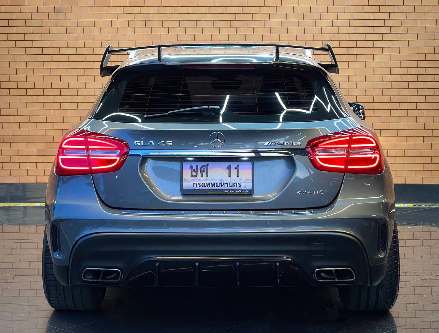 Benz Gla200 ปี 2016