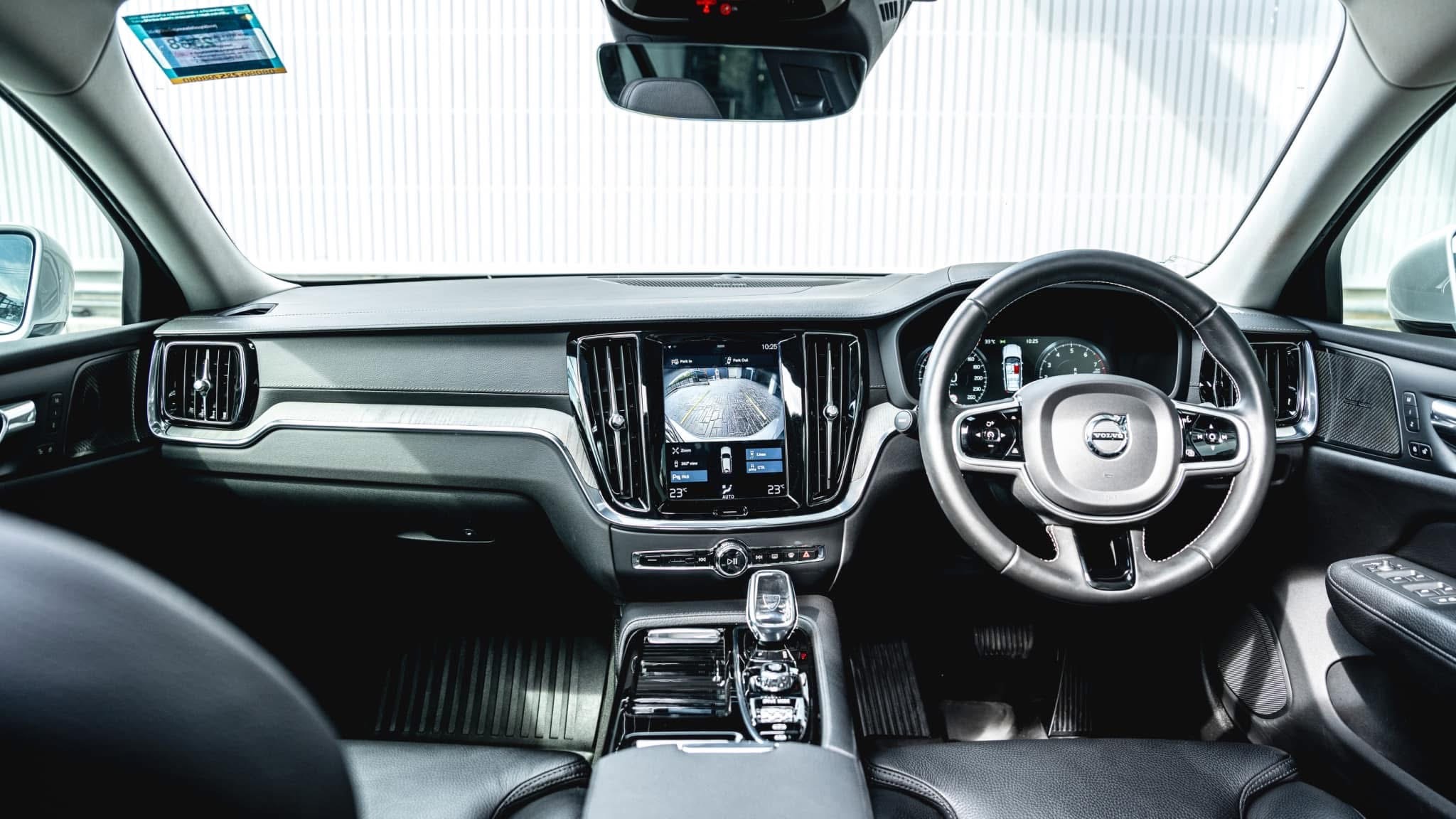 Volvo V60 T8 Inscription AWD ปี 2020