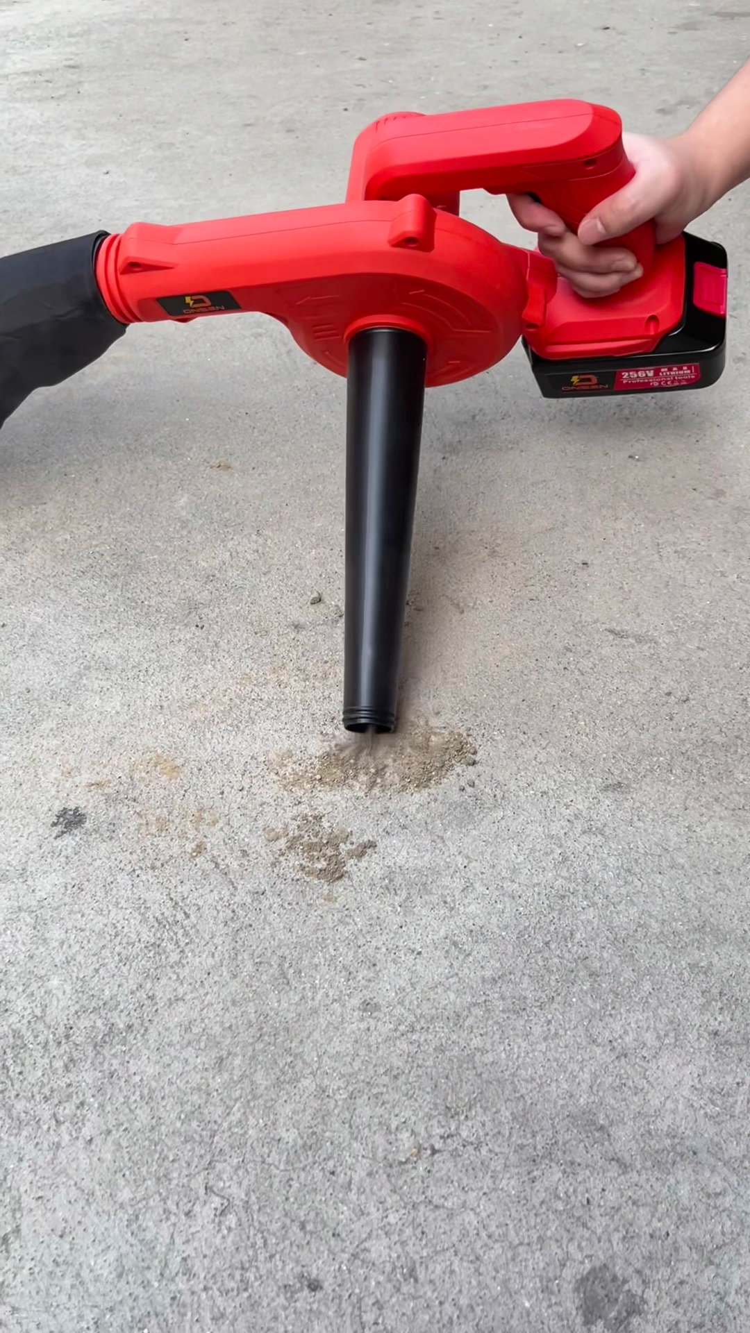 โบเวอร์ เป่าลม ดูดฝุ่น ใช้แบต ยี่ห้อ Onsen รุ่น 256V