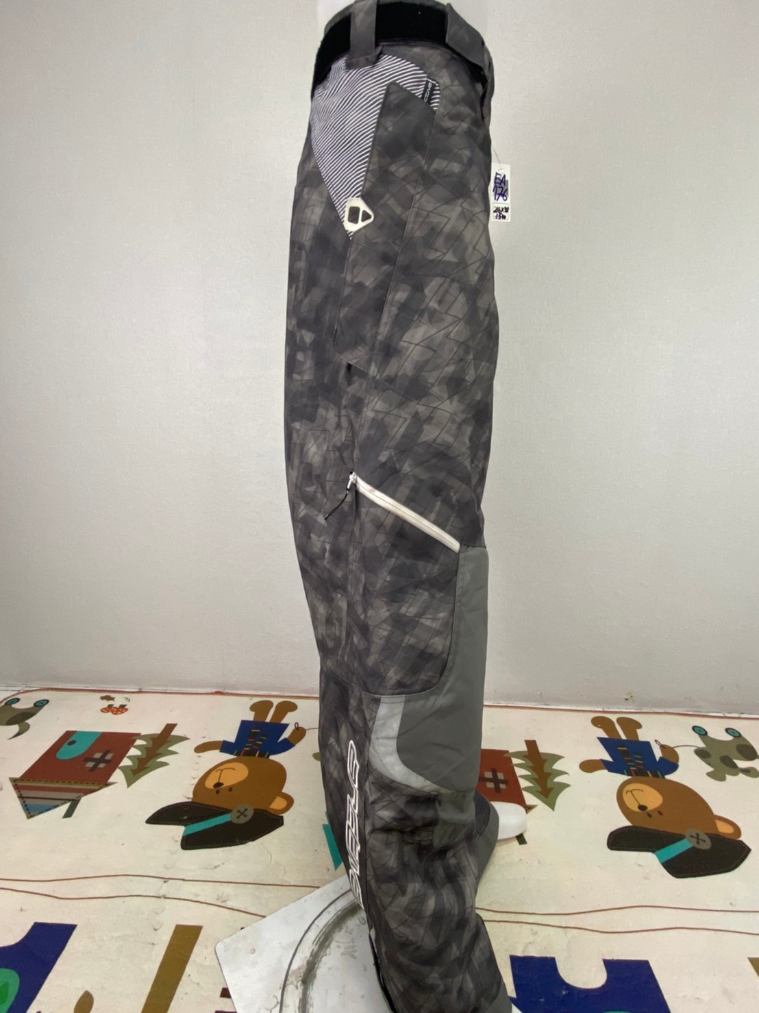 กางเกงขี่มอเตอร์ไซด์ ( มือสอง ) E&A 176: เอว 46" ยาว 30" **arctlva