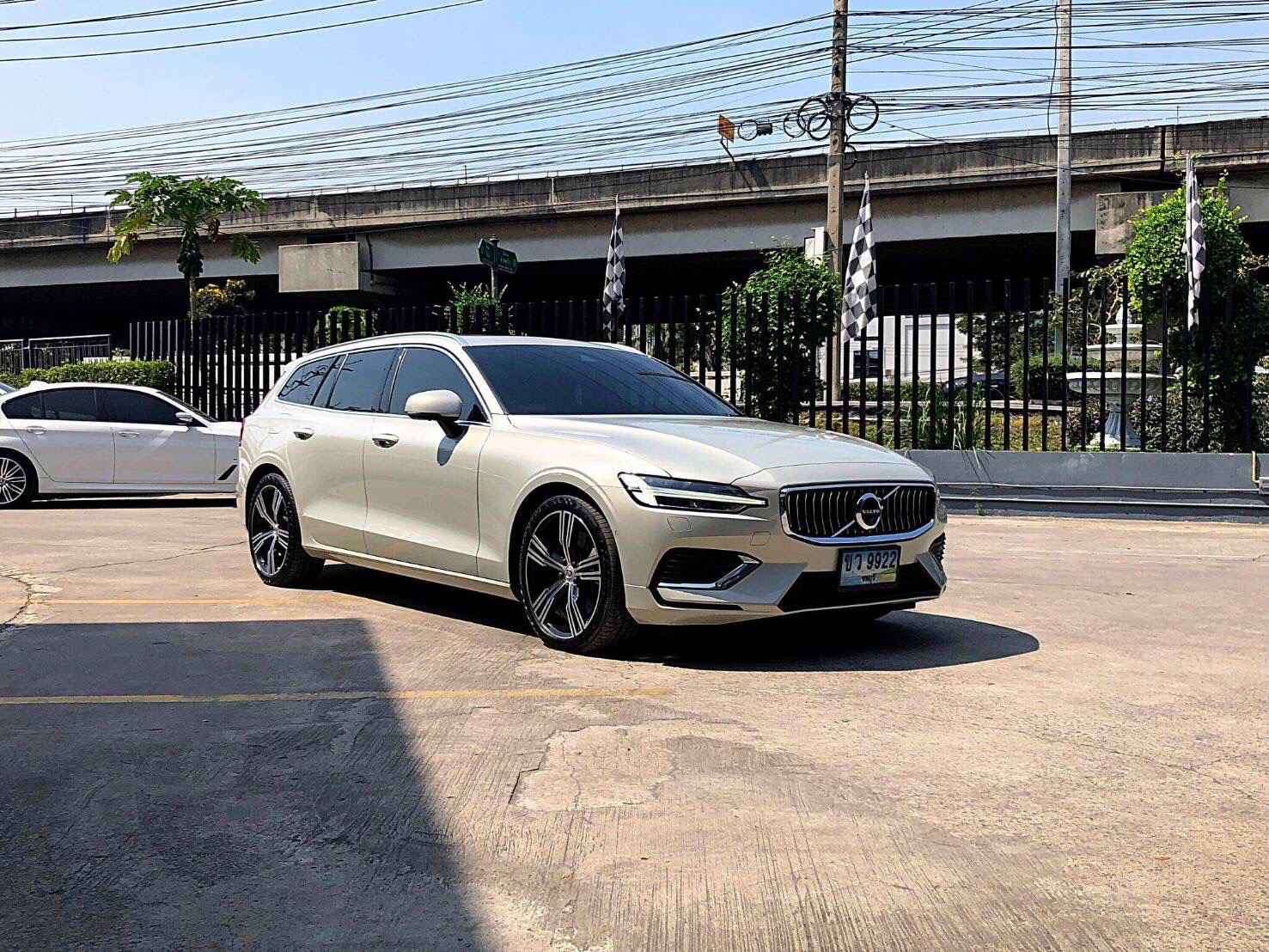 Volvo V60 Inscription AWD Plug in Hybrid ปี 2021