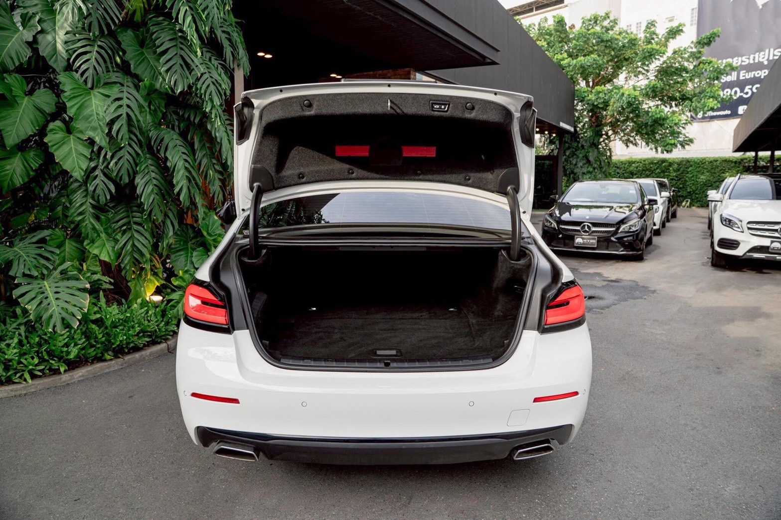 BMW 530e Eilte Plug-in Hybrid LCI รุ่นG30 ปี2022