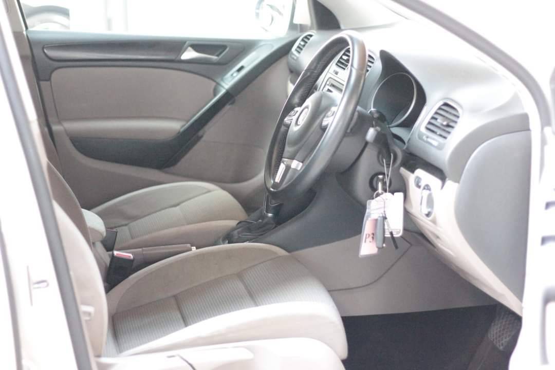 Volkswagen Golf 1.4 TSI ปี 2011