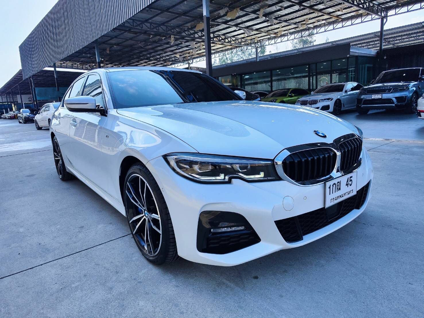 BMW SERIES 330e M SPORT ปี 2023