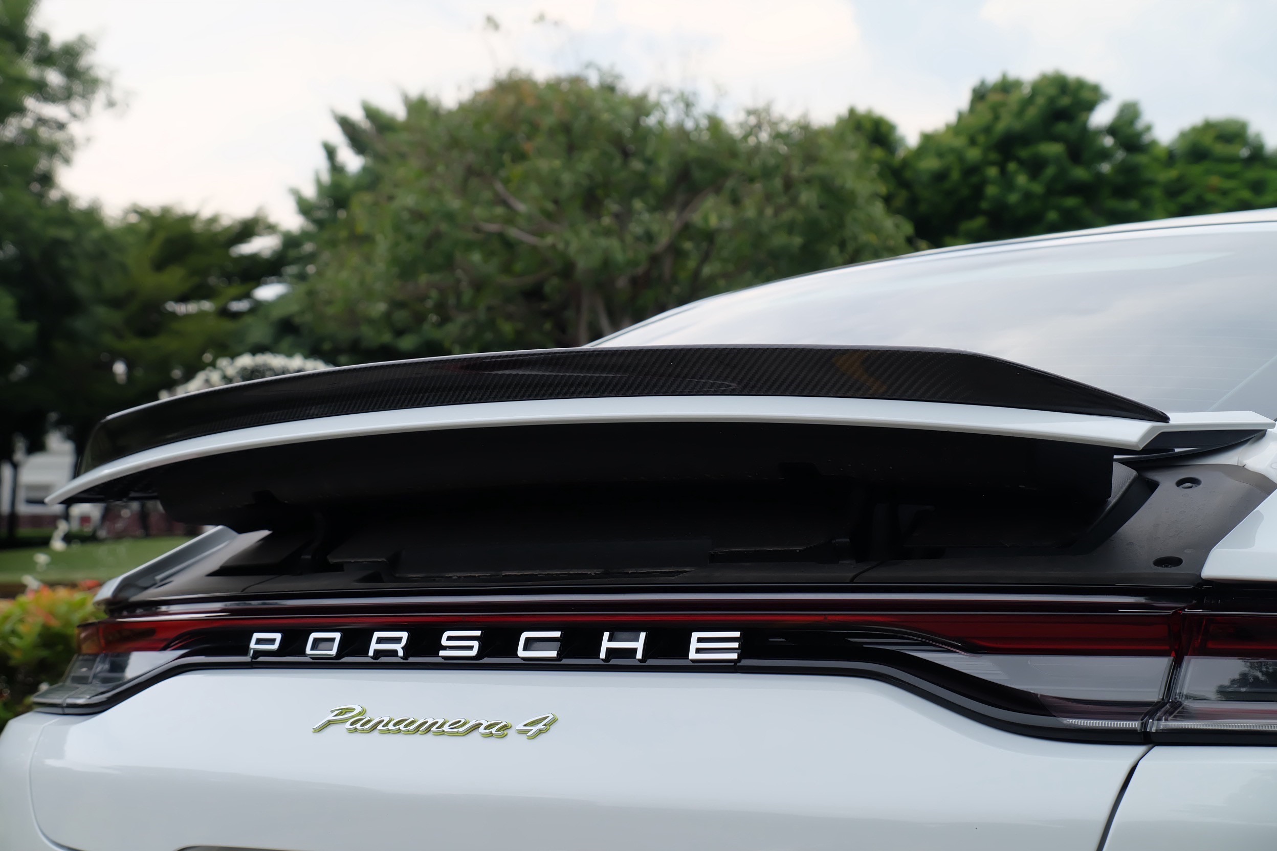 Porsche Panamera 4 E-Hybrid Facelift ปี 2023