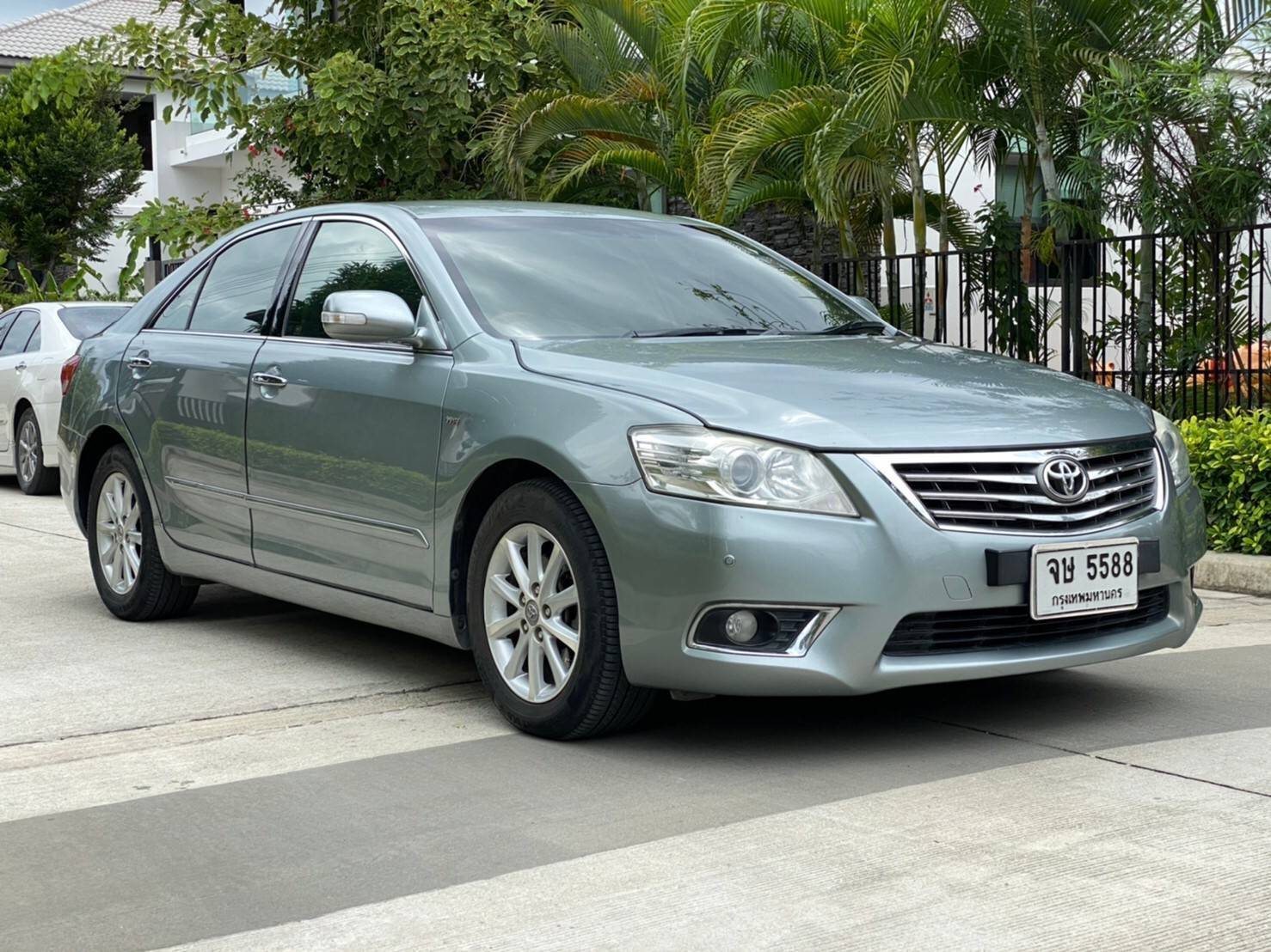 TOYOTA CAMRY 2.0 G สีเทา ปี 2011 รุ่นท็อป