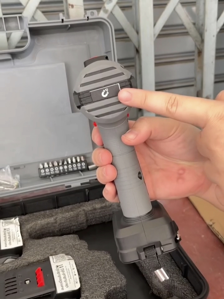 สว่านแบตกระแทก 3 ระบบ ไร้แปรงถ่าน ยี่ห้อ OSUKA รุ่น OCHD802-D2