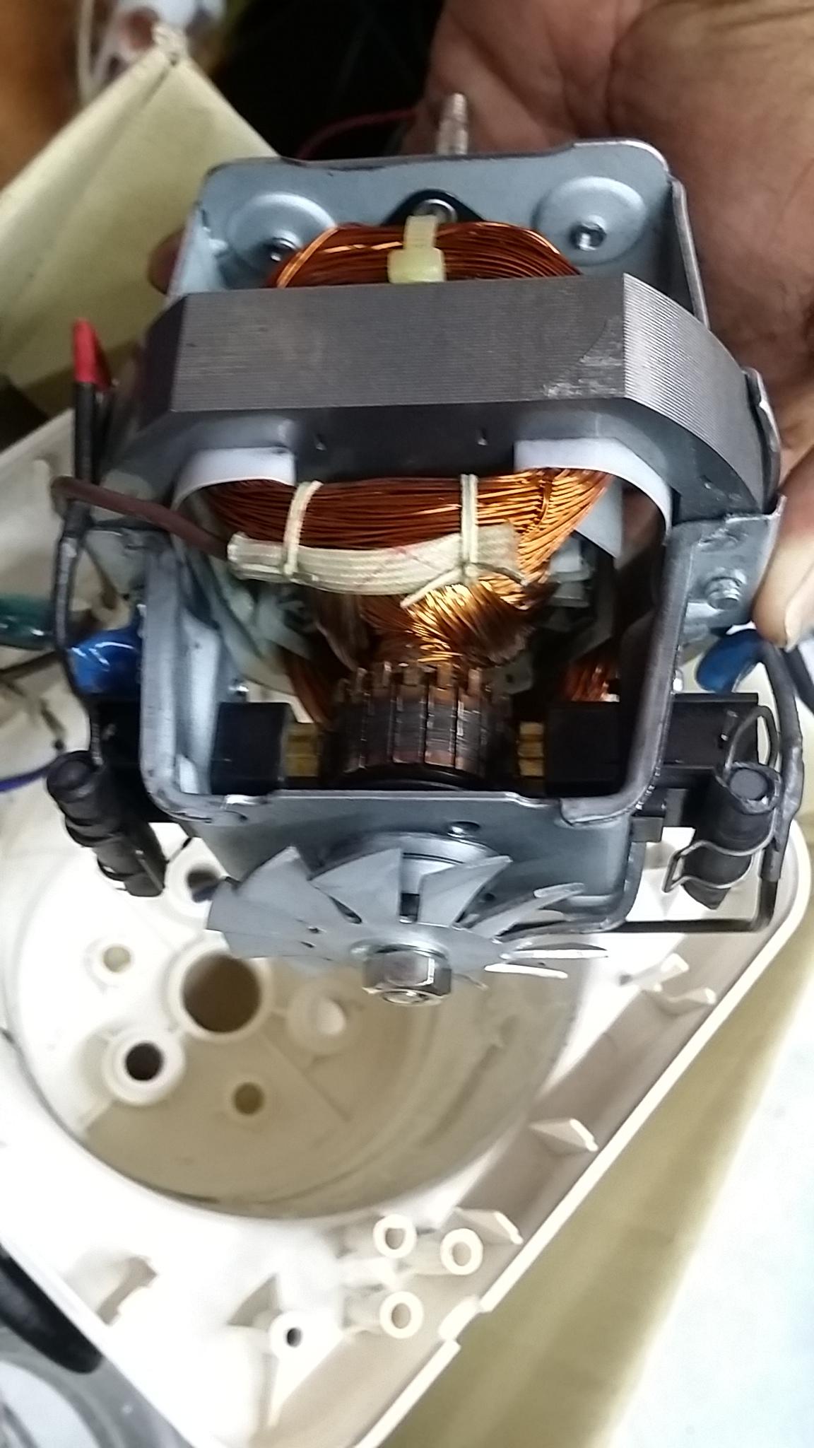 ซ่อมเครื่องกวนเม็ดสีเครื่องสำอางเพื่อการทดสอบ ยี่ห้อ HANIL LAB.MIXER รุ่น LM-110T อาการเครื่องไม่ทำงาน