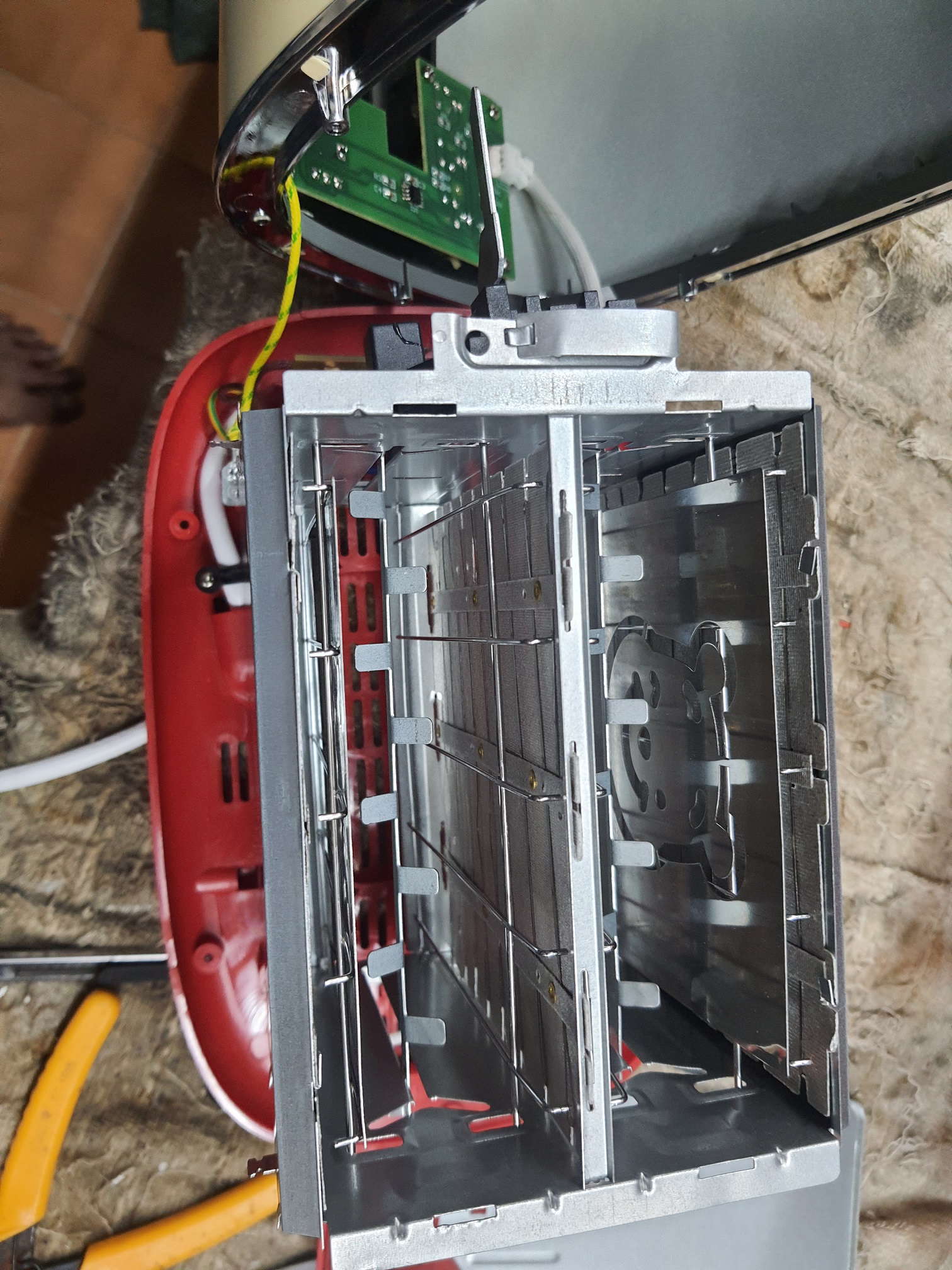 ซ่อมเครื่องปิ้งขนมปัง ยี่ห้อ ดิสนีย์ วินนี่เดอะพูห์ รุ่น WT-330A2 อาการใช้งานไม่ได้