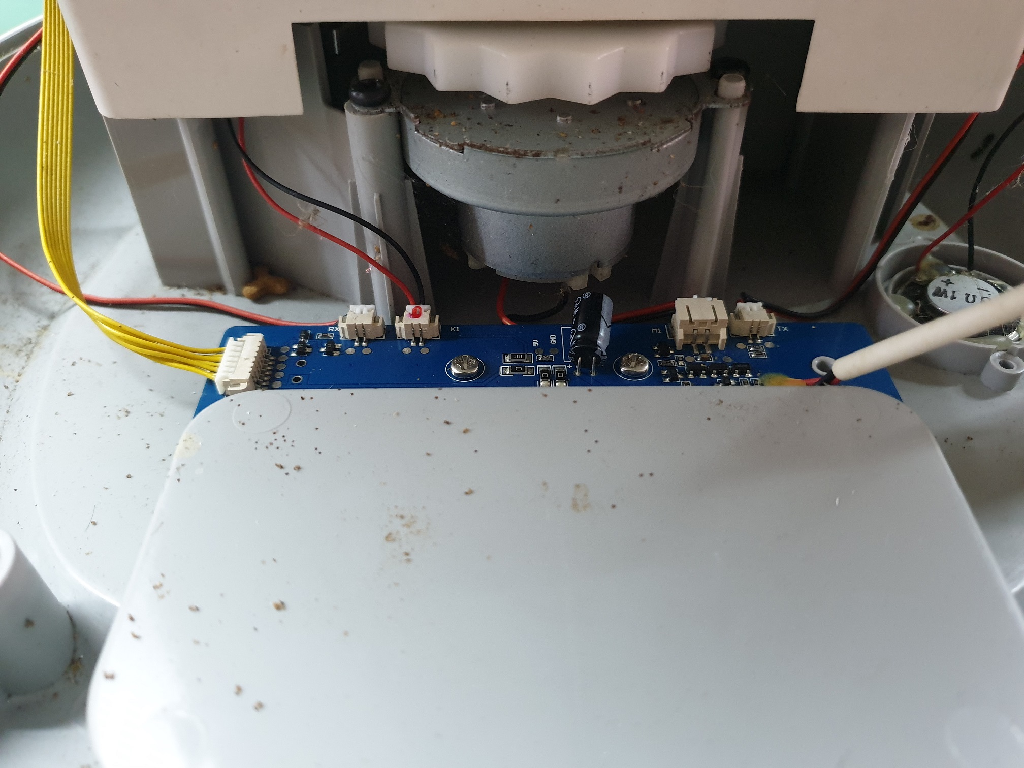 ซ่อมเครื่องให้อาหารสัตว์เเบบมีกล้อง ยี่ห้อ Nutri Vision รุ่น FDW020 อาการเครื่องไม่ทำงาน