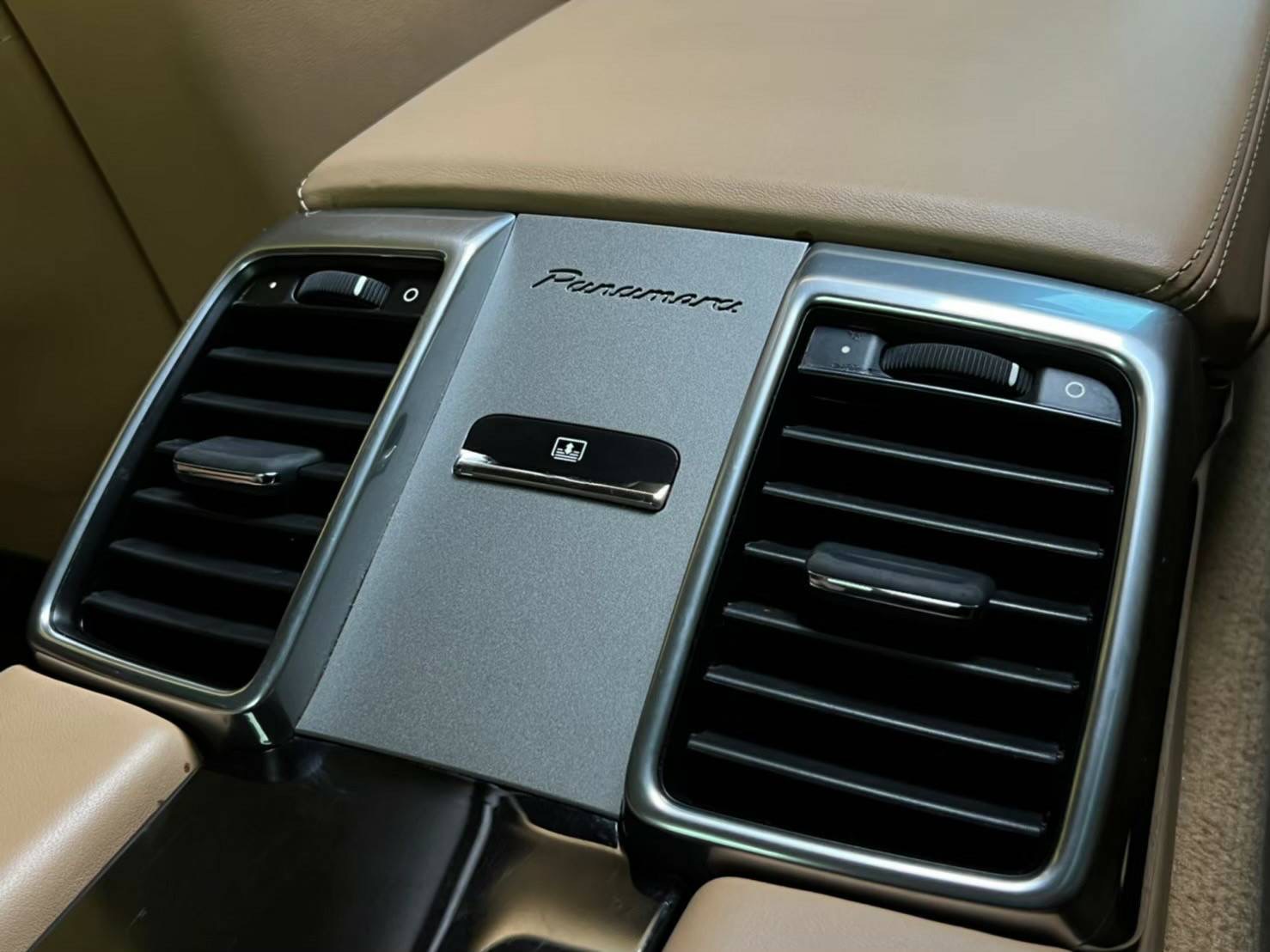Porsche Panamera 3.0 TOP ปี2015