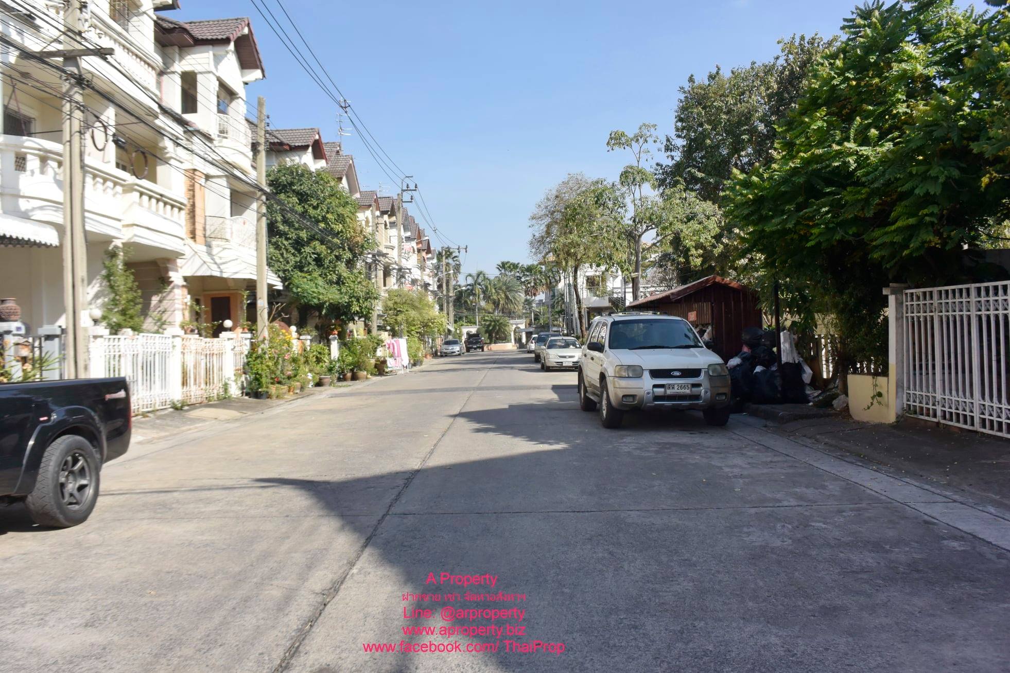 ให้เช่าบ้าน 3 ชั้น .ตรงข้ามเซ็นทรัลแจ้งวัฒนะ เลี้ยงสัตว์ได้