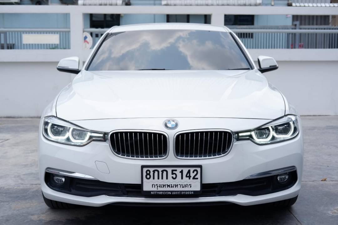 BMW 320d (F30)Lci Diesel ปี 2017