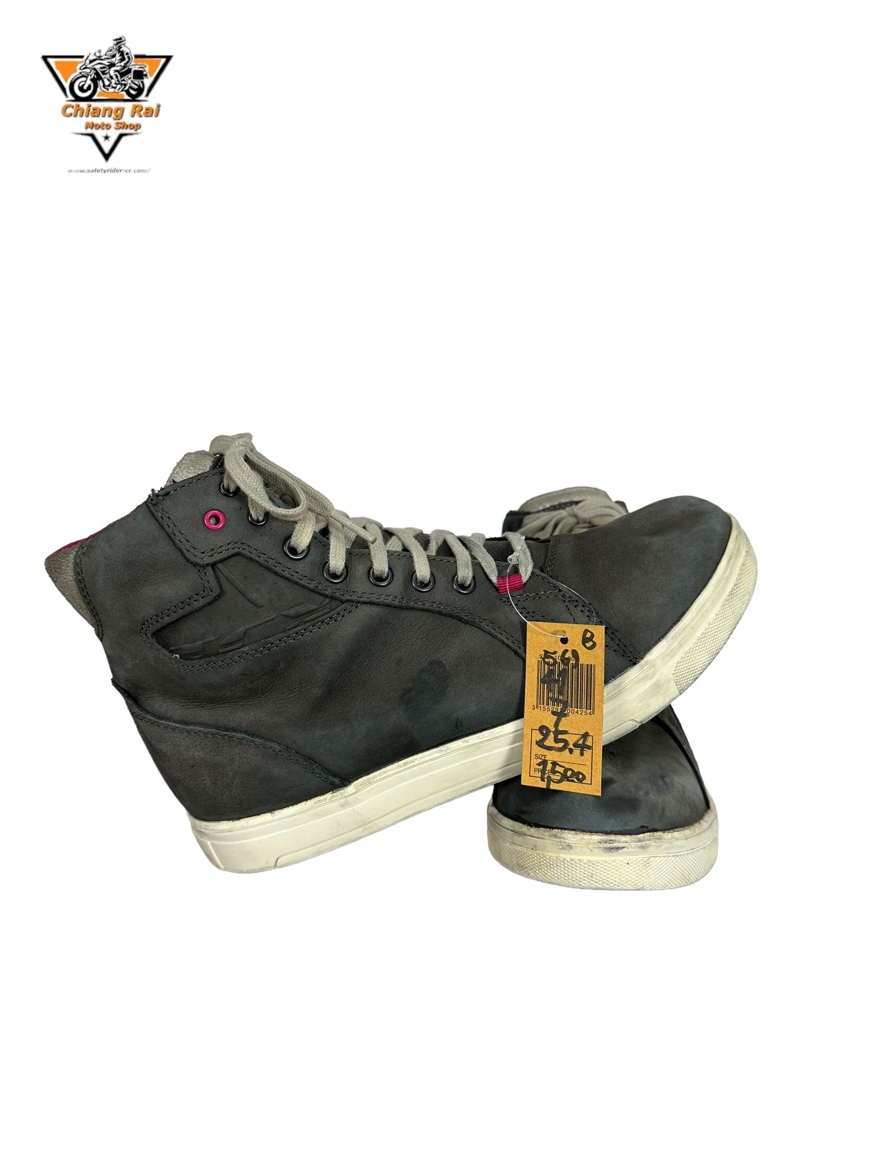 รองเท้าขี่มอเตอร์ไซด์( มือสอง) RCBS-569 Size ขนาดจากป้าย 41:EUR / 7:UK / 25.4:Cm.(TCX)