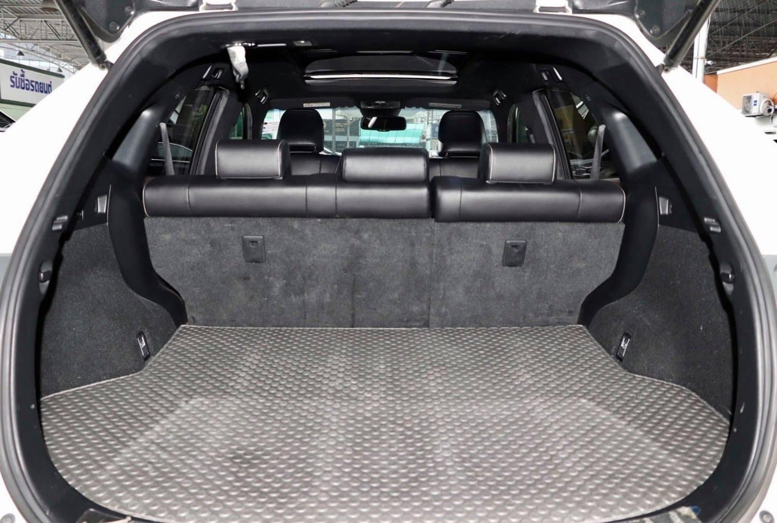 TOYOTA HARRIER 2.0 Premium ปี2014