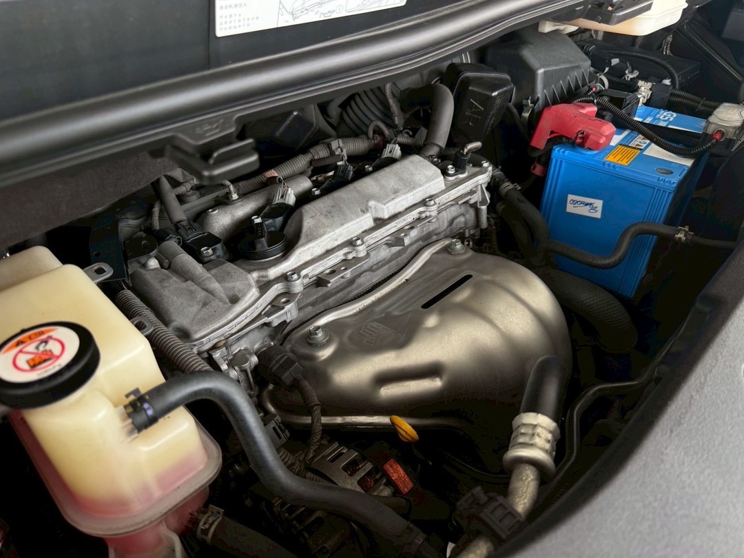 Toyota Alphard 2.5 SC Package ปี 2021