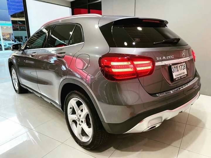 Mercedes Benz GLA200 URBAN ปี 2018