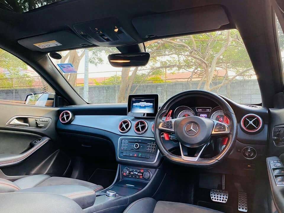 MERCEDES BENZ CLA250 โฉม W117 ปี 2017