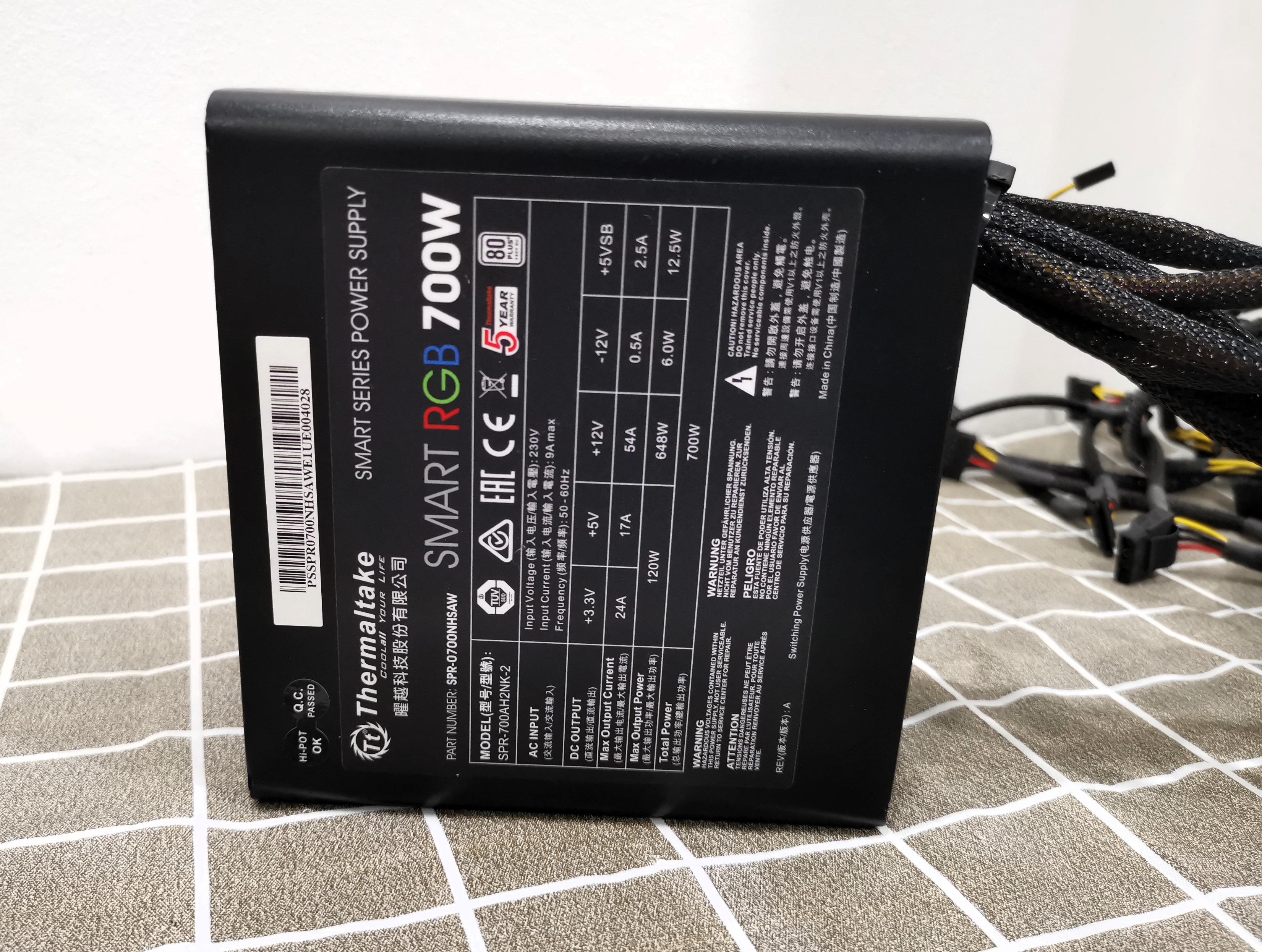 THERMALTAKE Smart RGB 700W (80+ White)