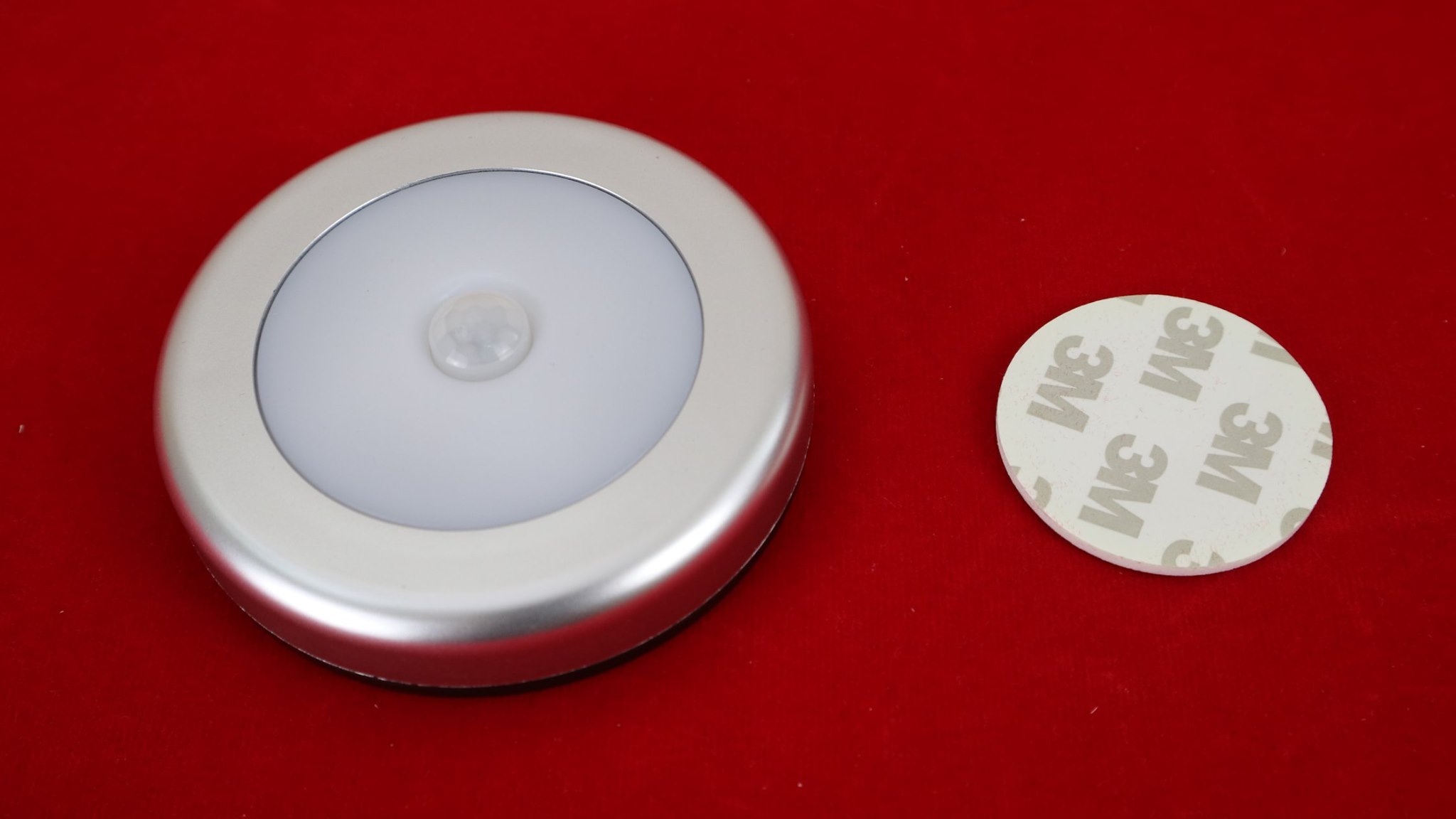 MotionLamp โคมไฟตรวจจับการเคลื่อนไหว