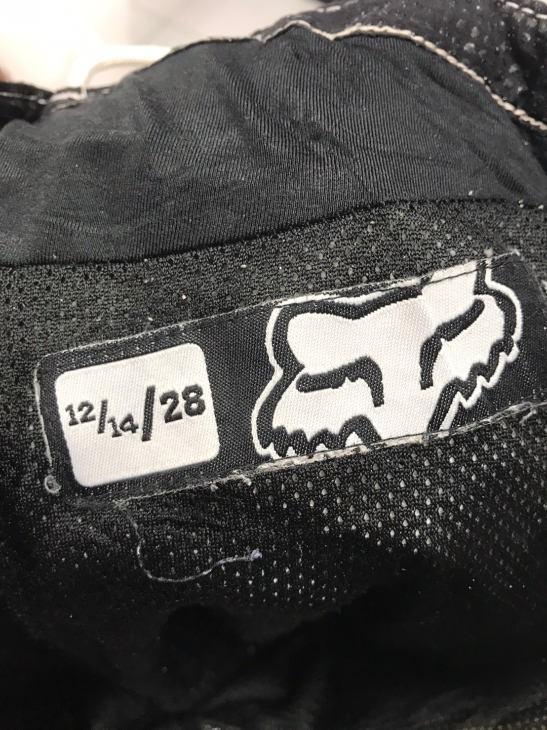 กางเกงขี่มอเตอร์ไซด์ ( มือสอง ) E&A 130 : เอว 28" ยาว 26" ** FOX **