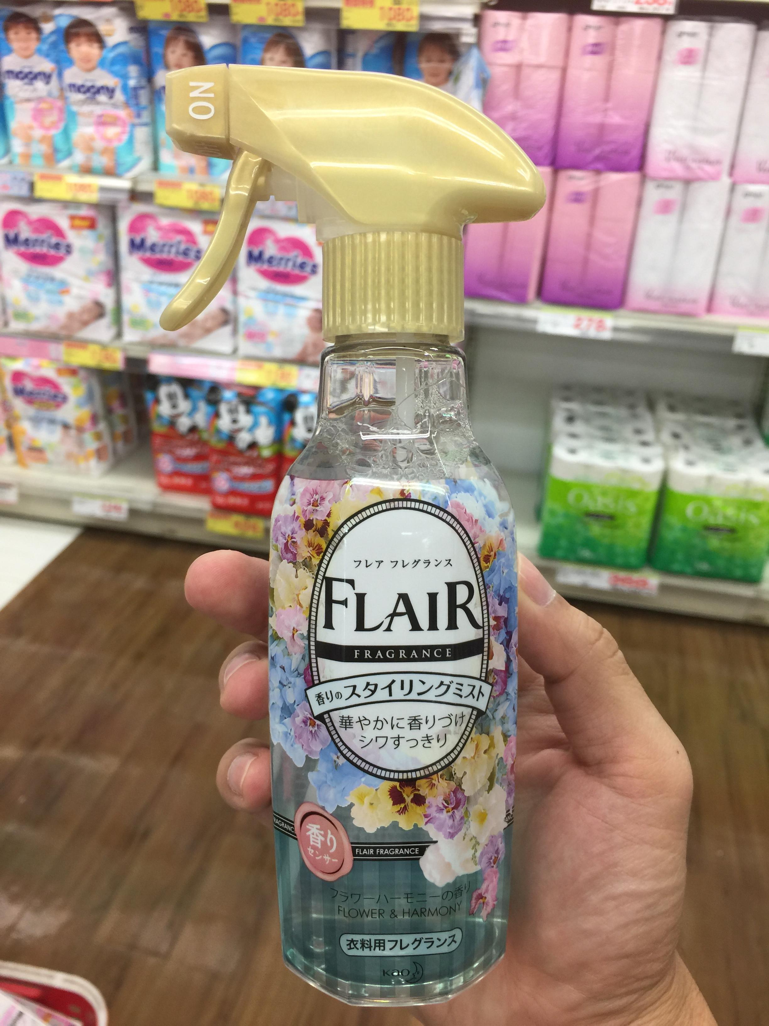 🔥(New Item)💥สเปรย์ฉีดผ้าเรียบ FLAIR แบบไม่ต้องรีด !!💥 👚 👕