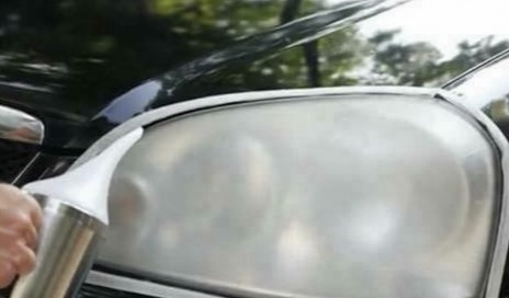 ชุดขัดไฟหน้ารถและเคลือบไฟหน้ารถ พร้อมกระเป๋าเจมส์บอน (น้ำยา100 ml ใช้ได้ 3-5 คัน )