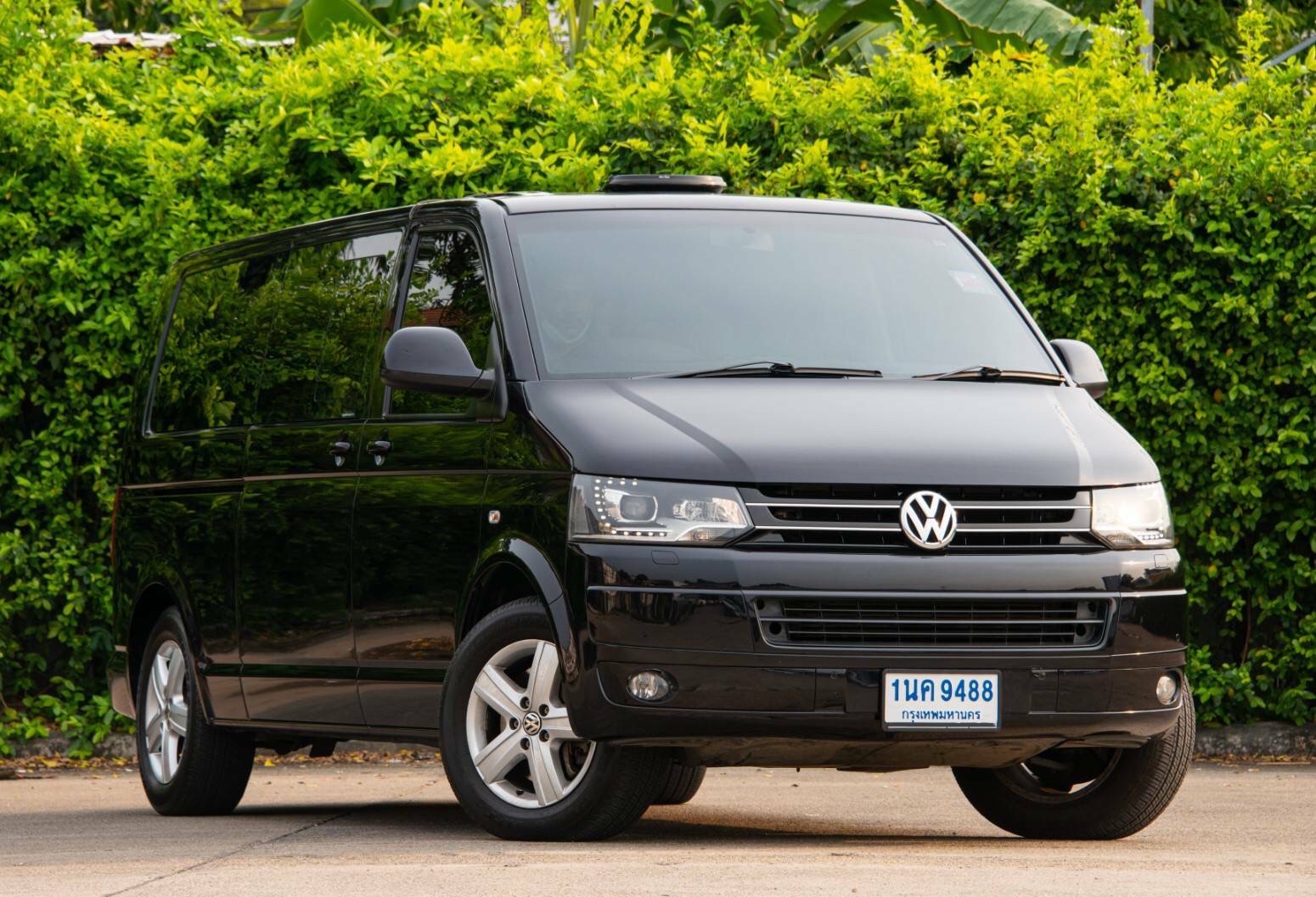 Volkswagen Caravelle 2.0 TDI Comfort Package ปี 2013