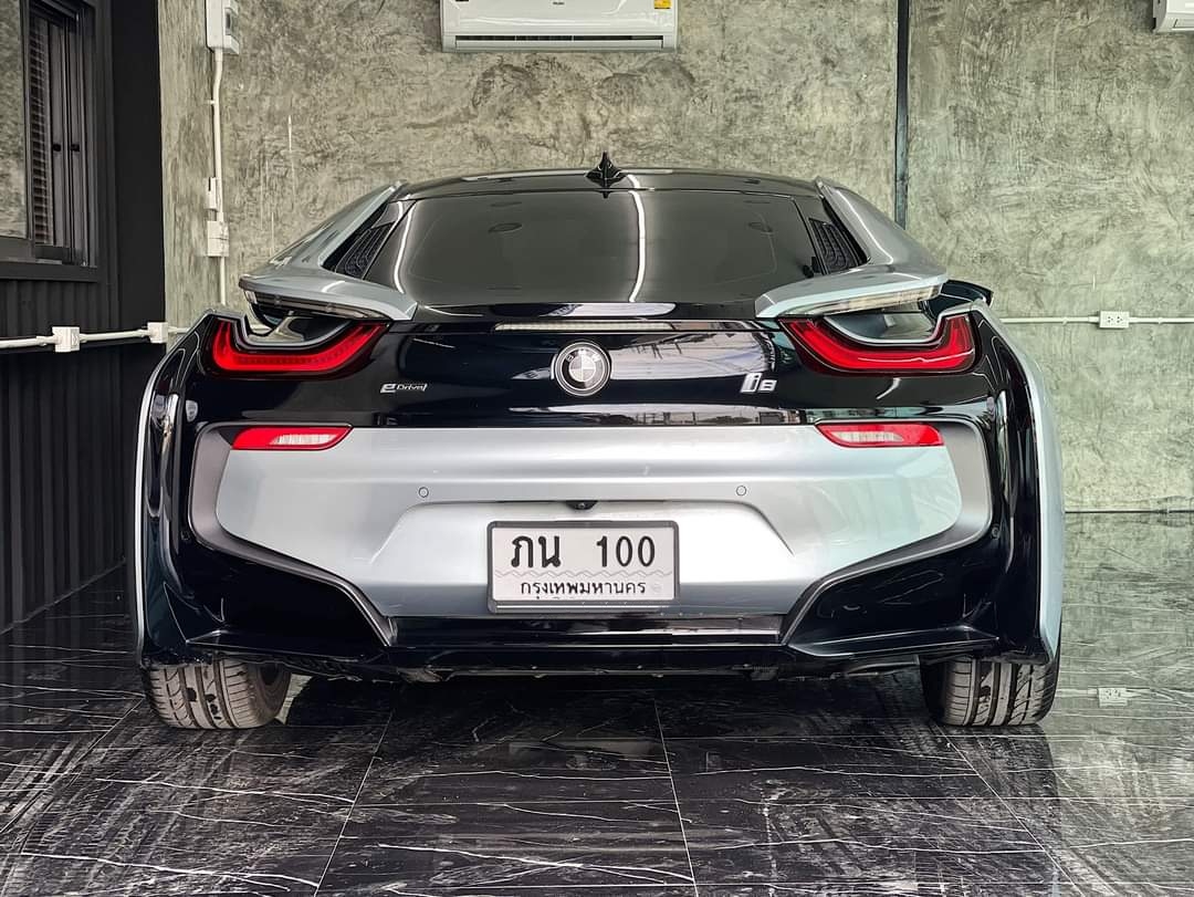 BMW i8 eDrive ปี 2015
