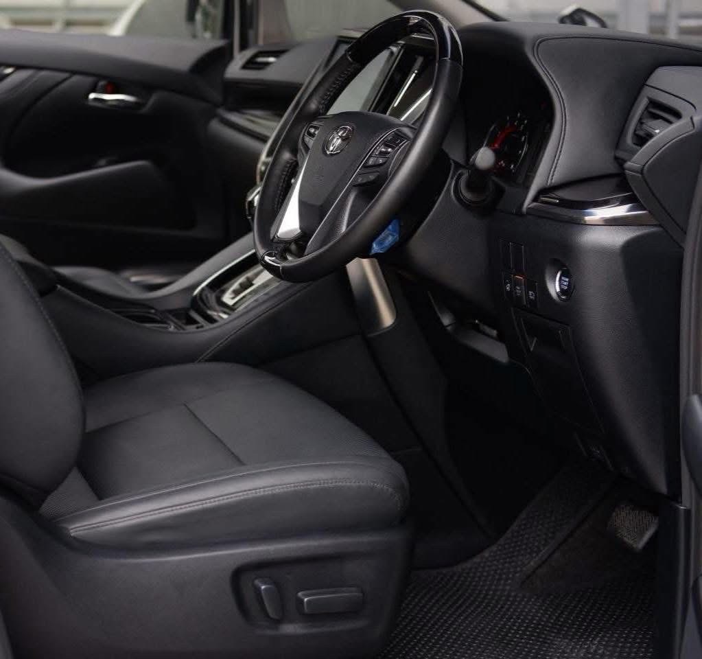 TOYOTA Alphard 2.5 SC Package Topสุด ปี 2021 แท้