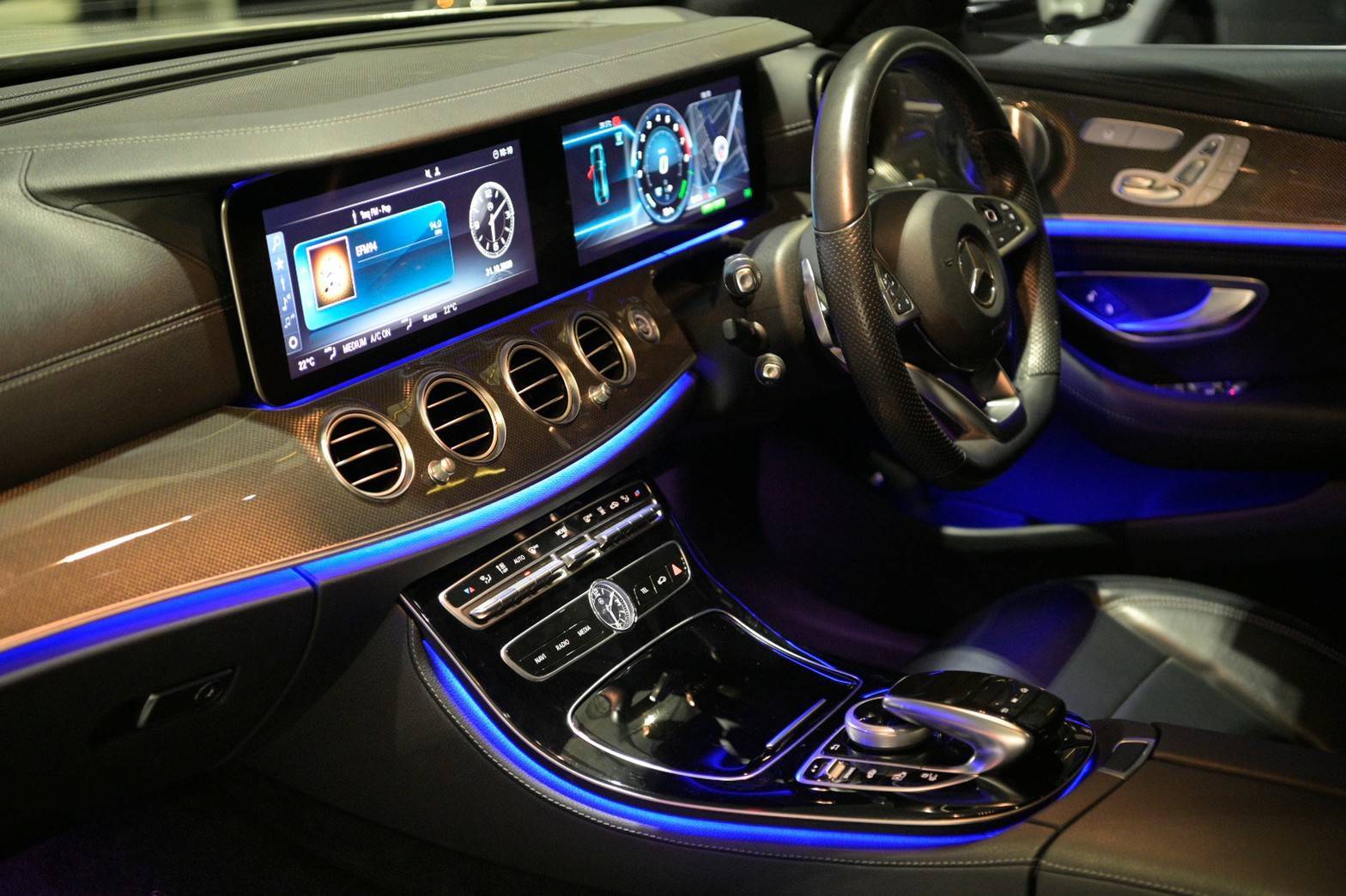 Mercedes-Benz E350e AMG ปี 2018