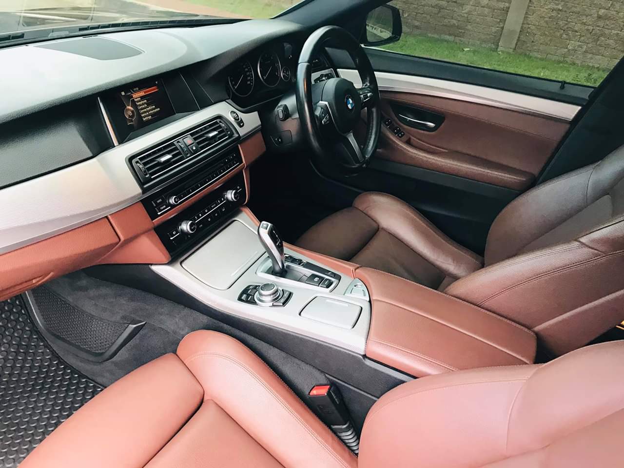 BMW 520D M SPORT LCI ปี 2015