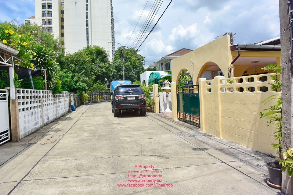 ให้เช่าบ้านเดี่ยวชั้นเดี่ยว วัดบัวขวัญ ทาสีใหม่