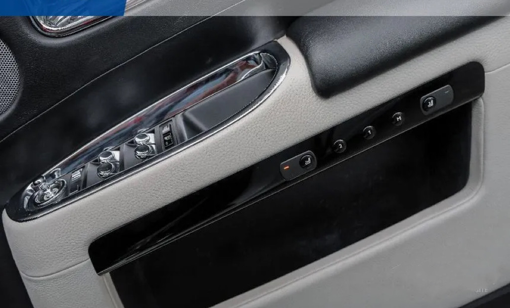 Roll-Royce Ghost ปี 2014