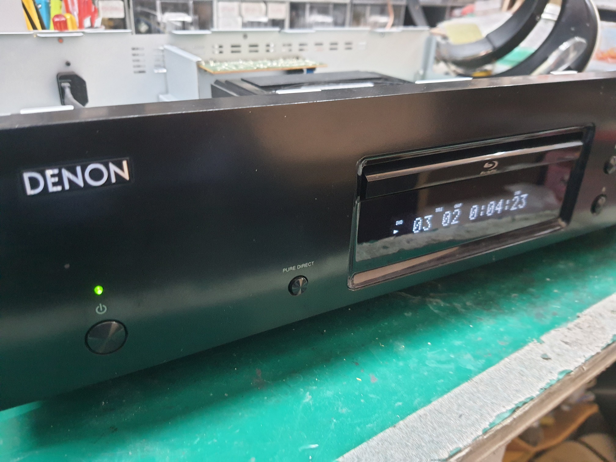ซ่อมเครื่องเล่นบลู-เรย์ ยี่ห้อ DENON รุ่น DBT-1713UD อาการเครื่องเปิดไม่ติด