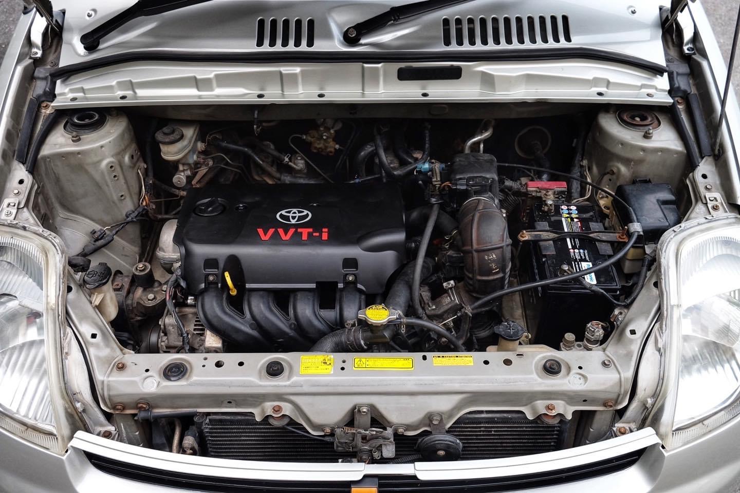 Toyota WiLL Vi ปี 2000