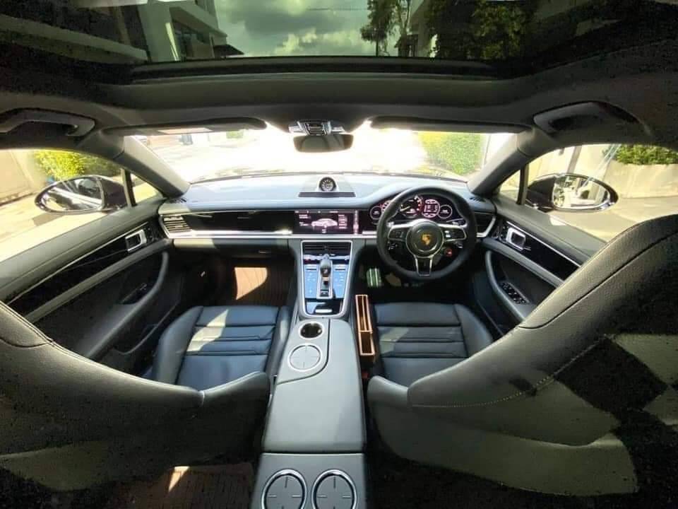 Porsche Panamera 4E-Hybrid Executive ปี 2019 Jet Black