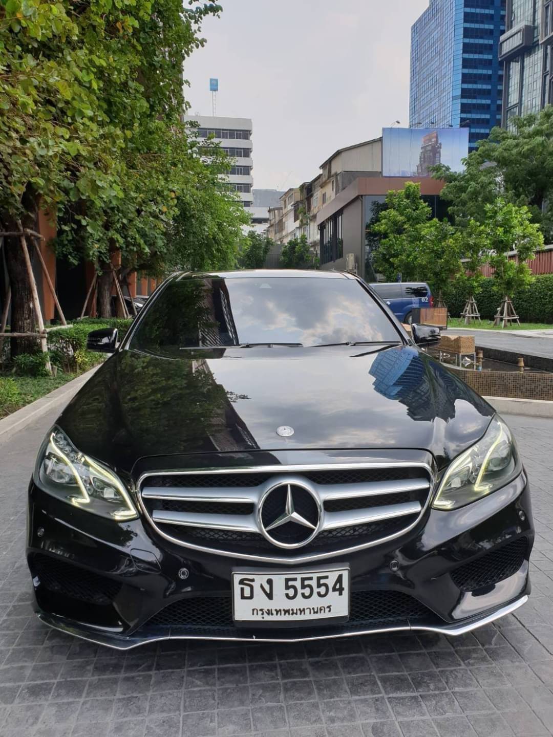 Mercedes E300 blutec Amg ปี 2013