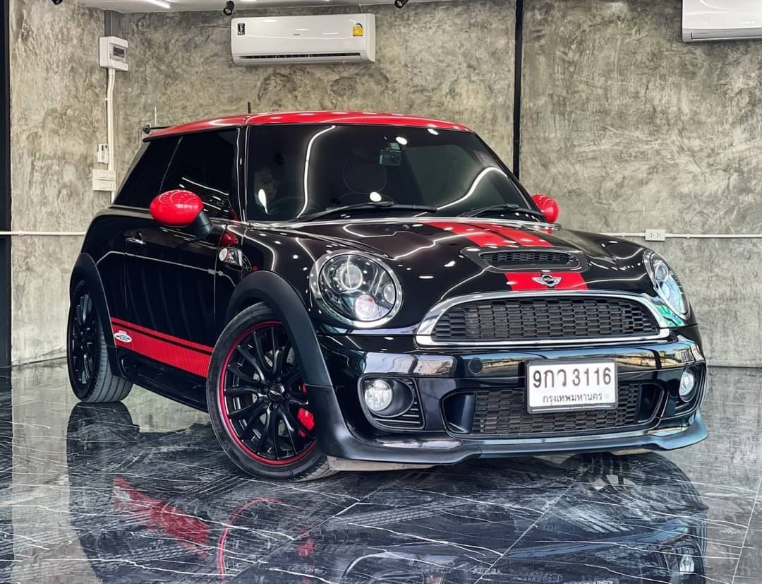 MINI Cooper S JCW Package (LCI) ปี 2013