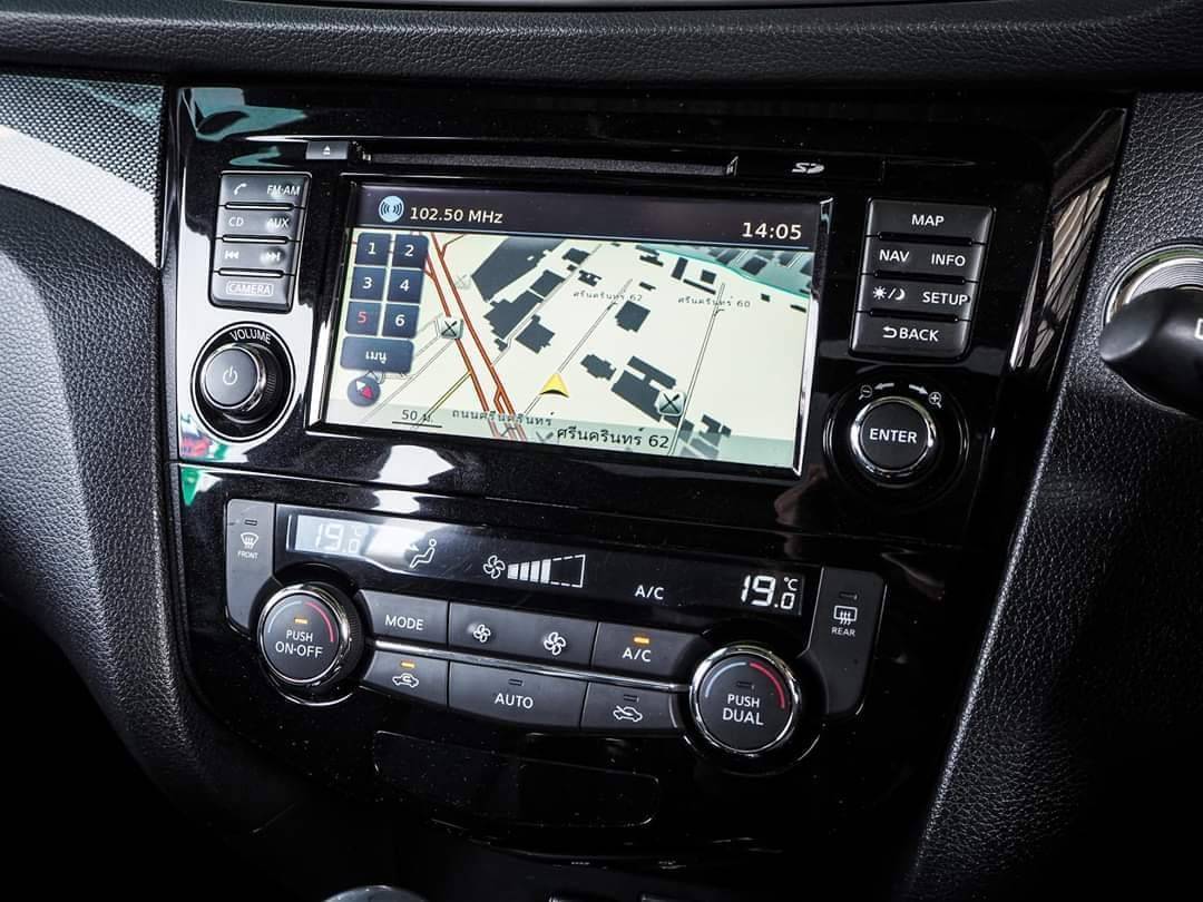 Nissan X-Trail รุ่นTop สุด 2.5 4WD ปี 2015