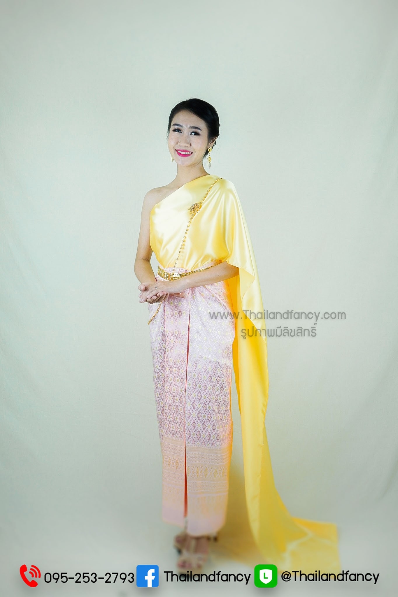 ชุดไทยเพื่อนเจ้าสาว ชุดแม่การะเกด ชุดไทยสมัยสุโขทัย ชุดไทยอุ่นไอรัก ชุดไทยร่วมสมัย ชุดไทยห่มสไบออเจ้า ชุดไทยสไบสีเหลืองกับผ้าถุงยกหน้านางตัดสำเร็จสีชมพูลายไทย