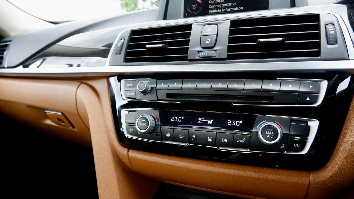 BMW F30 320I LCI Minorchnage ปี 2016