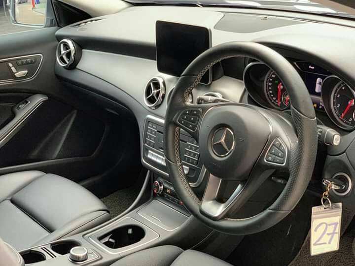 Mercedes-Benz GLA200 Urban ปี 2017