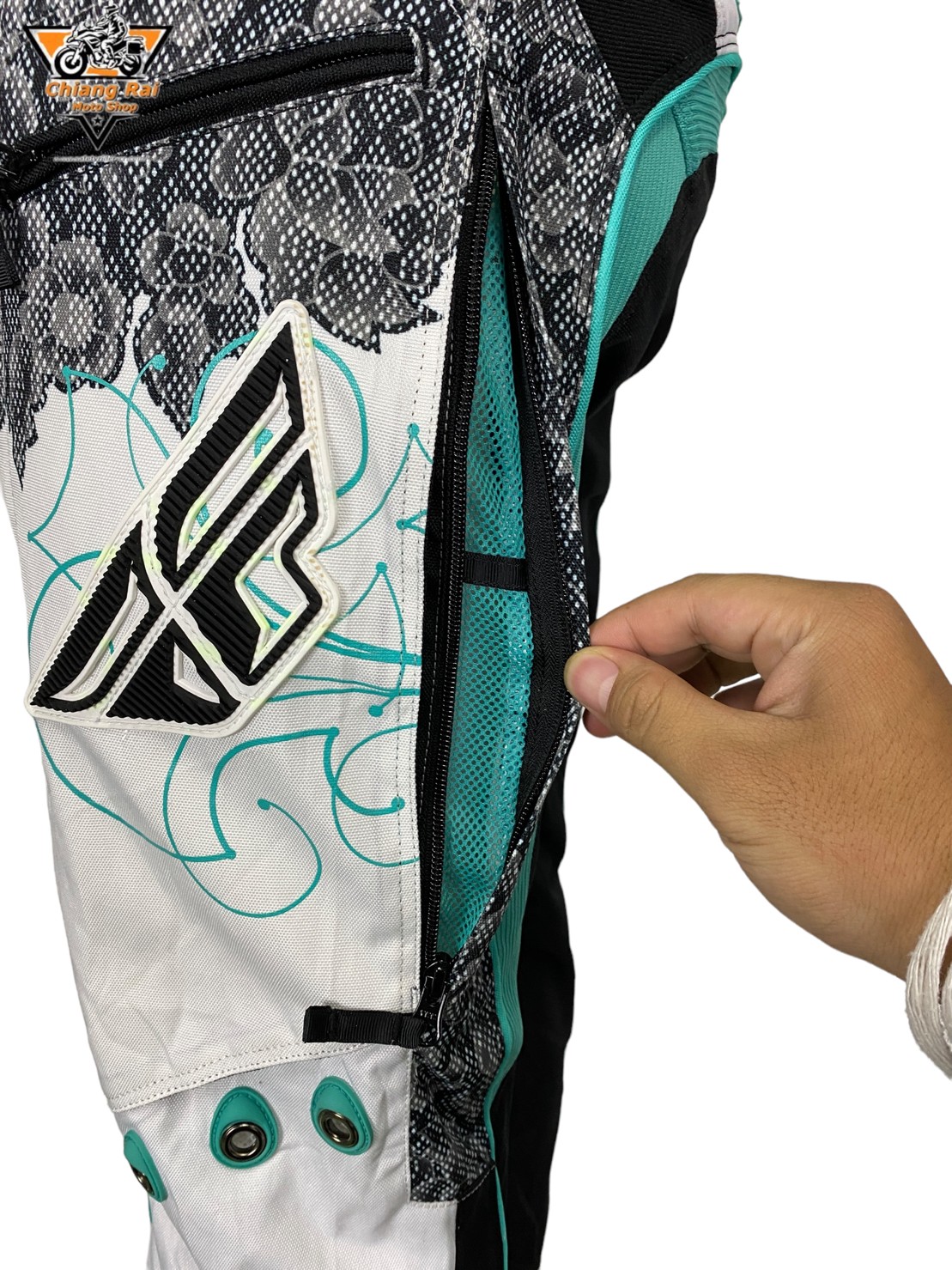 กางเกงสำหรับขี่มอเตอร์ไซด์ ( มือสอง ) E&A 436: เอว 28-30" ยาว 27" **FLY**