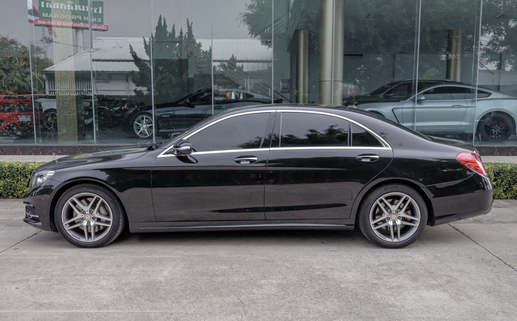 Mercedes S300 bluetec hybrid AMG ปี 2016