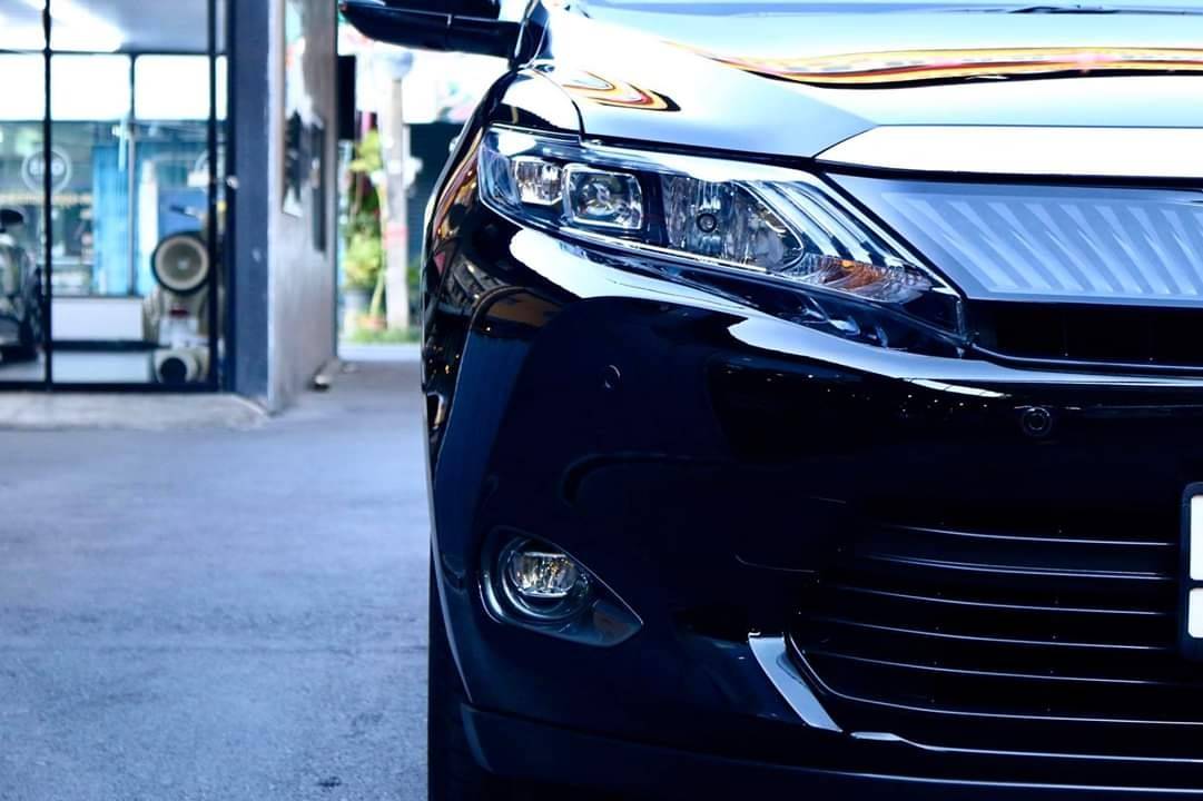 Toyota Harrier 2.0 Premium ปี 2015