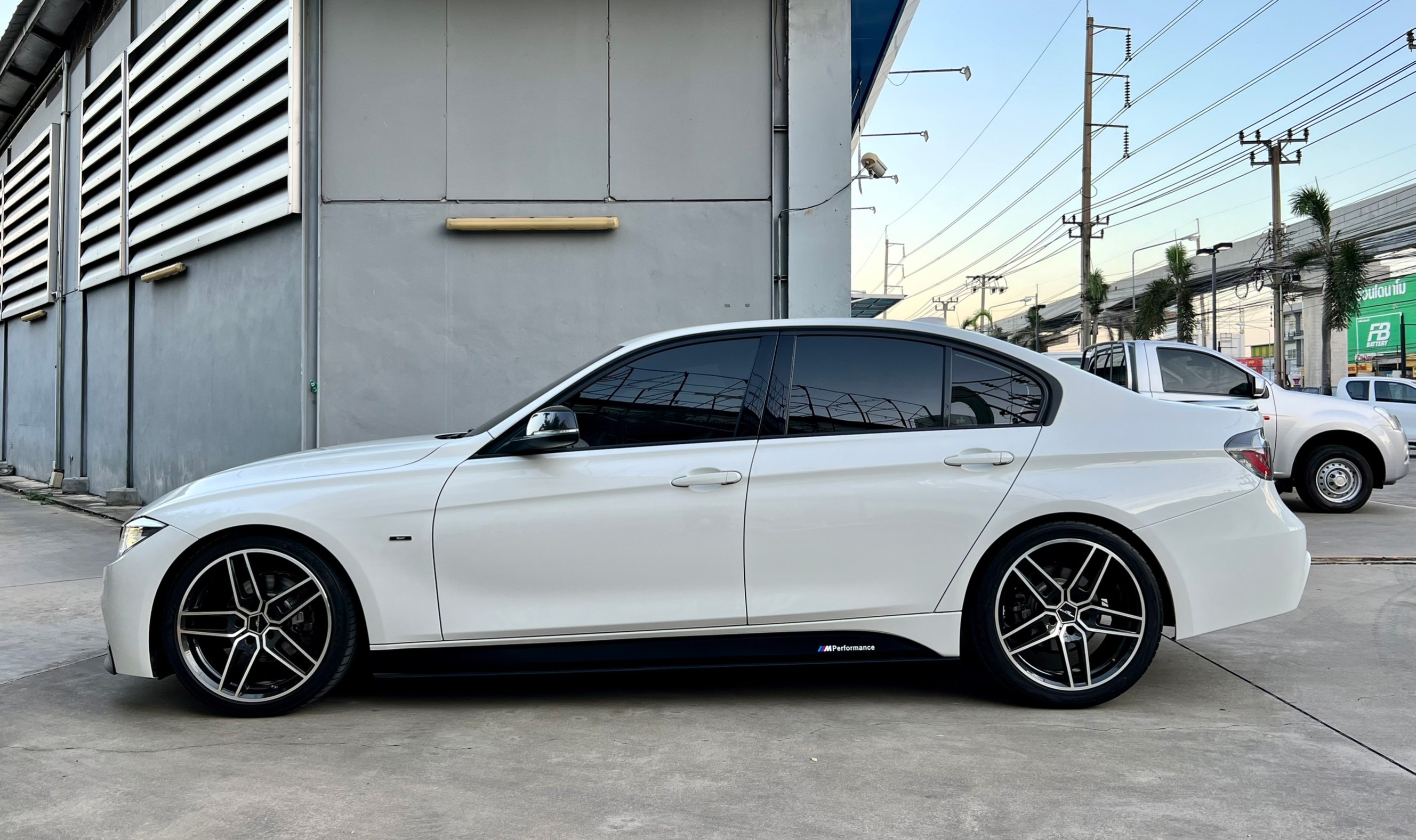 BMW 320d Sports ปี 2014