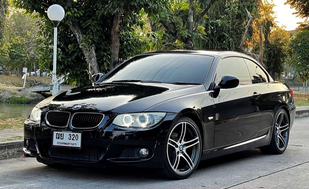 BMW 320i e93 ปี 2012